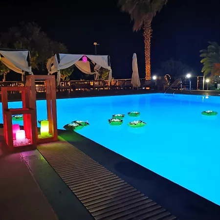 Saint George's Aparthotel 3*